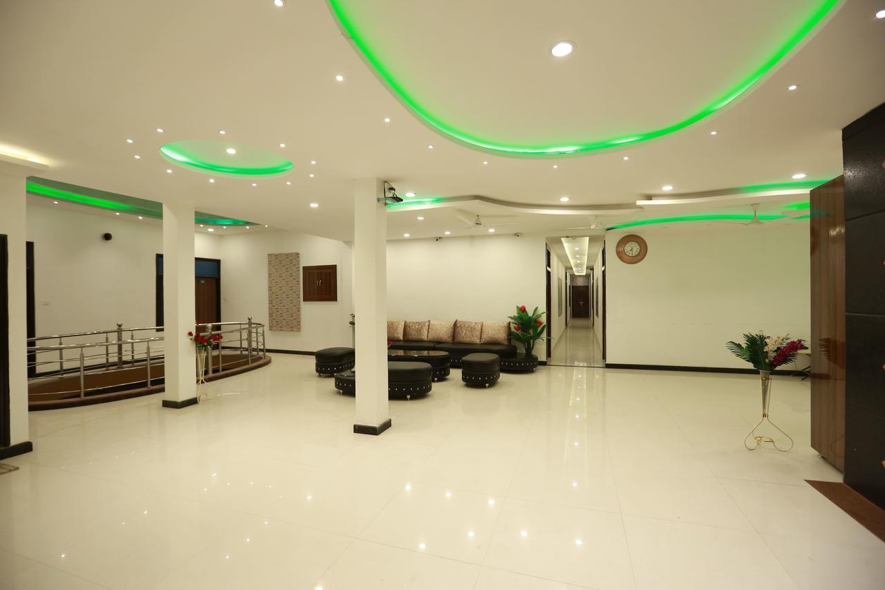 Oyo 8837 Hotel Surya Galaxy Kanpur Exterior photo