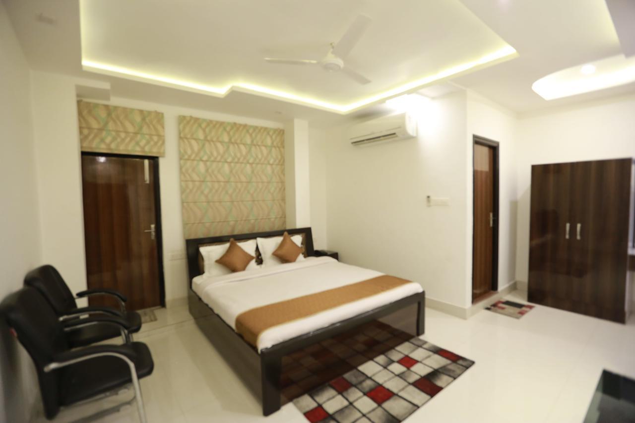 Oyo 8837 Hotel Surya Galaxy Kanpur Exterior photo