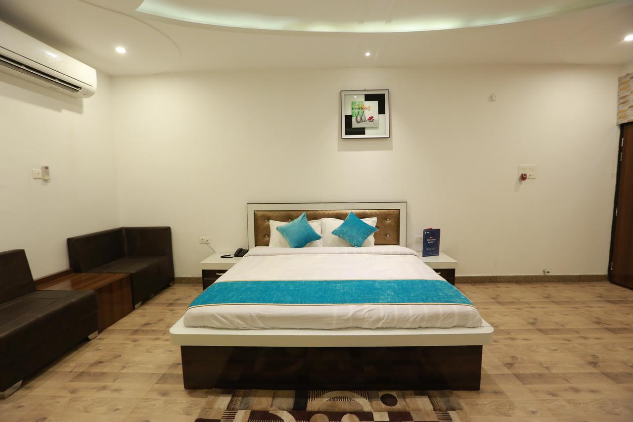 Oyo 8837 Hotel Surya Galaxy Kanpur Exterior photo