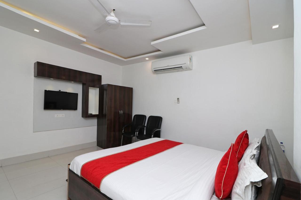 Oyo 8837 Hotel Surya Galaxy Kanpur Exterior photo